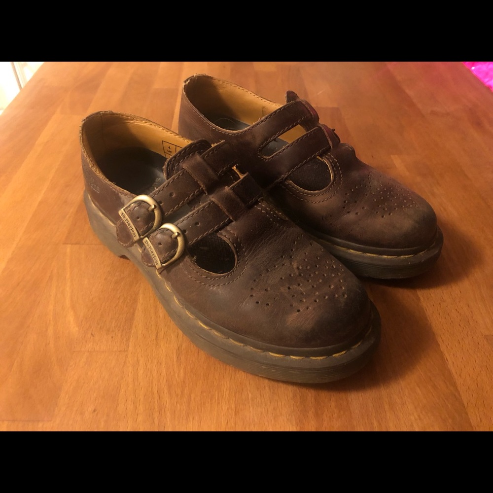 37 vintage Dr. Marten Mary Janes